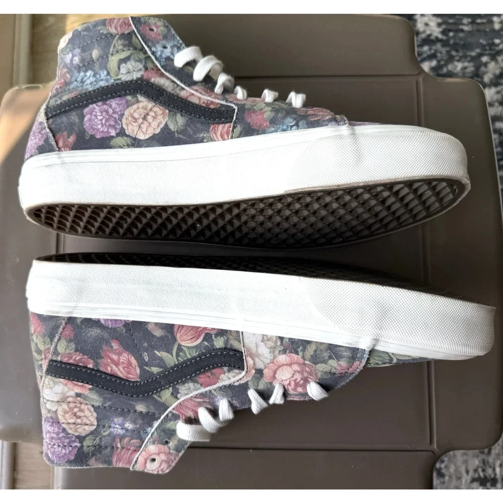 Vans Sk8-Hi Off the wall Floral Suede Canvas Sneaker Grey multicolor W-11 M-9.5
